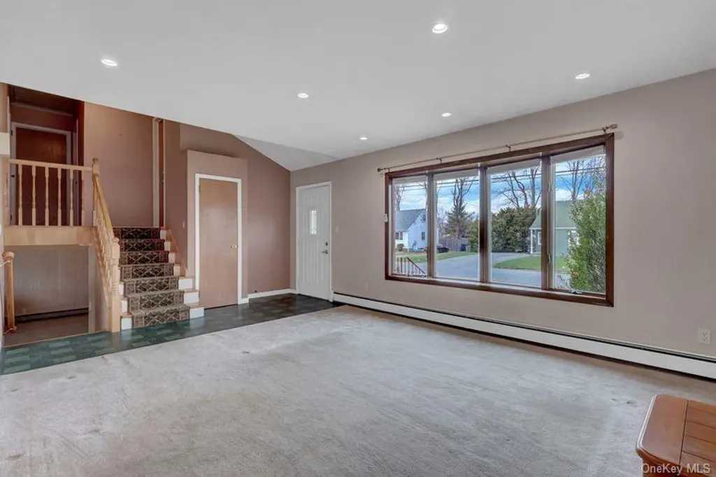 50 Independence Avenue Babylon NY 11702