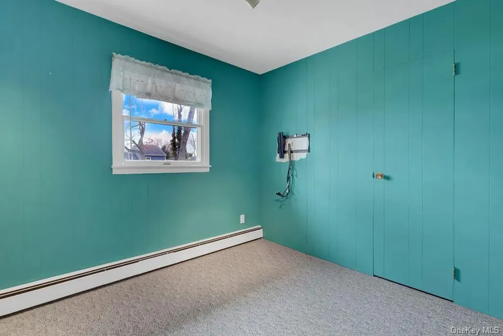 50 Independence Avenue Babylon NY 11702