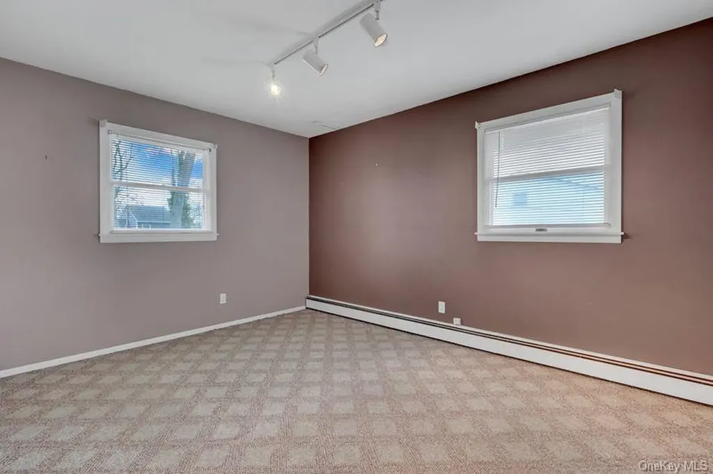 50 Independence Avenue Babylon NY 11702