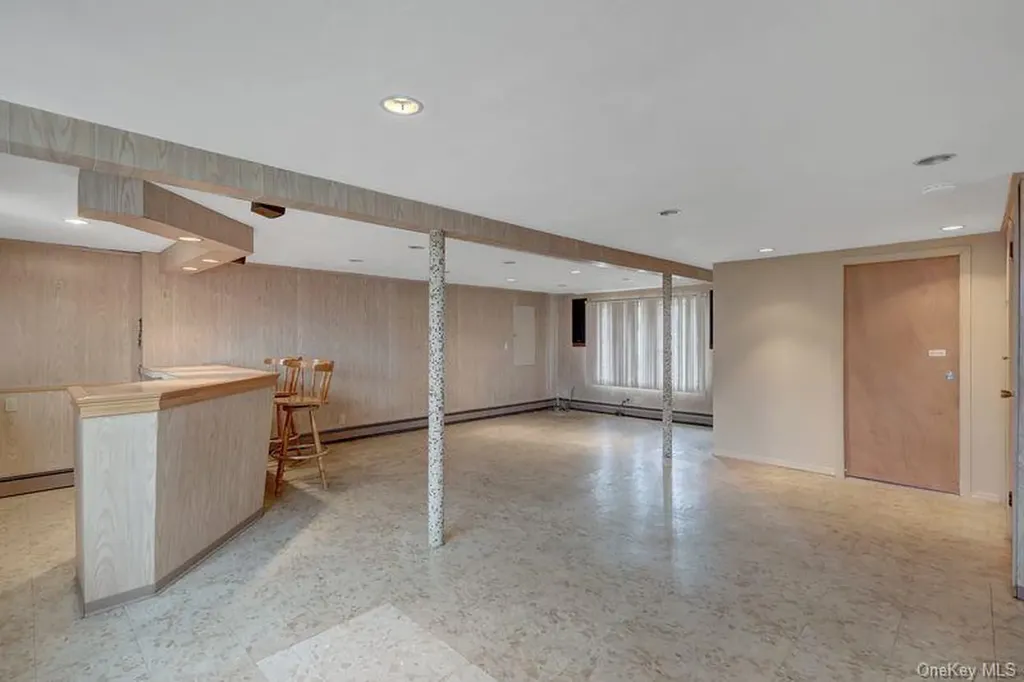 50 Independence Avenue Babylon NY 11702