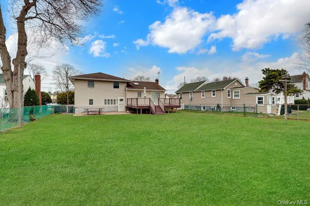 50 Independence Avenue Babylon NY 11702