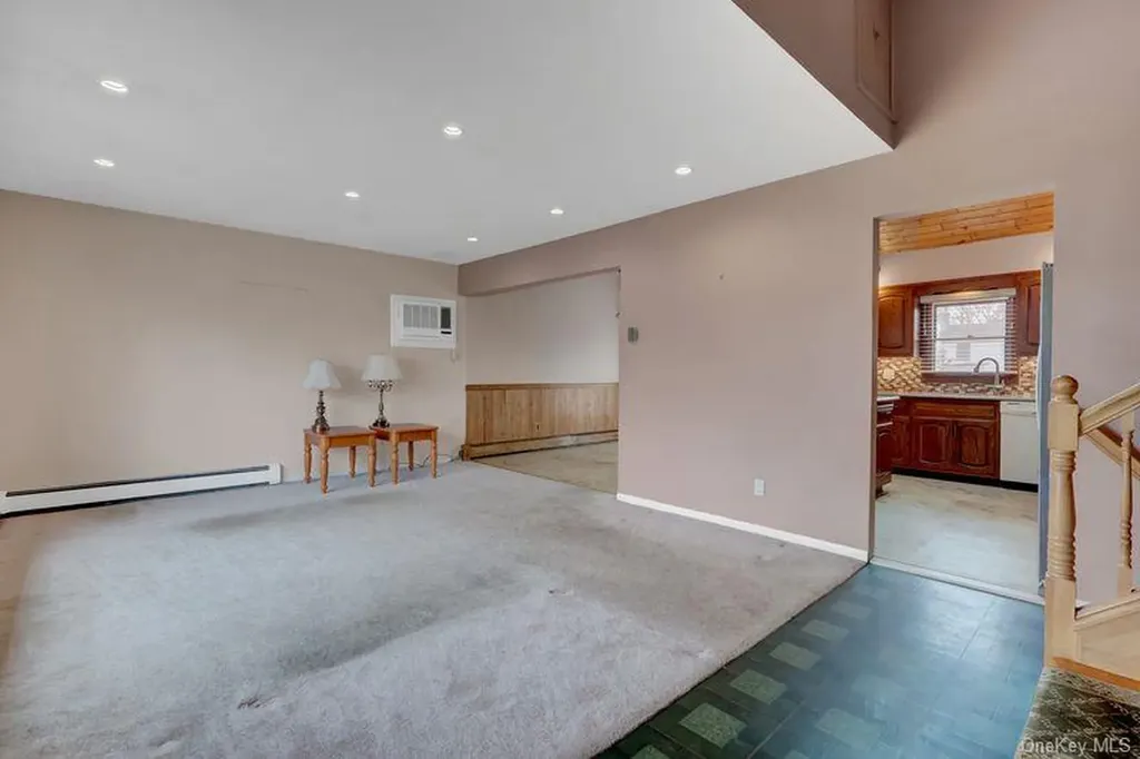 50 Independence Avenue Babylon NY 11702