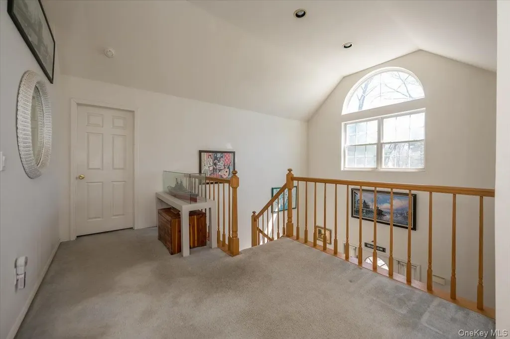 20 Pineacre Drive Smithtown NY 11787
