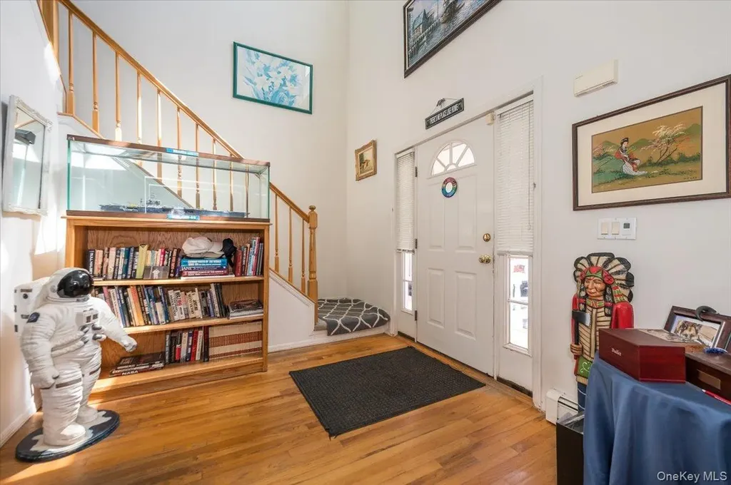 20 Pineacre Drive Smithtown NY 11787