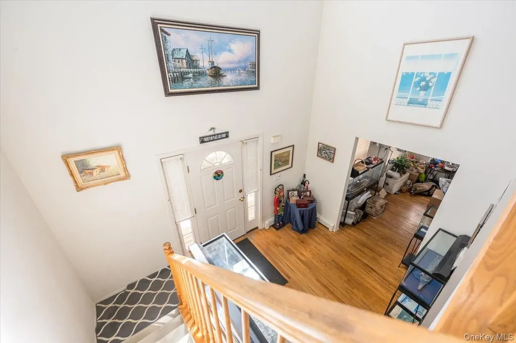20 Pineacre Drive Smithtown NY 11787