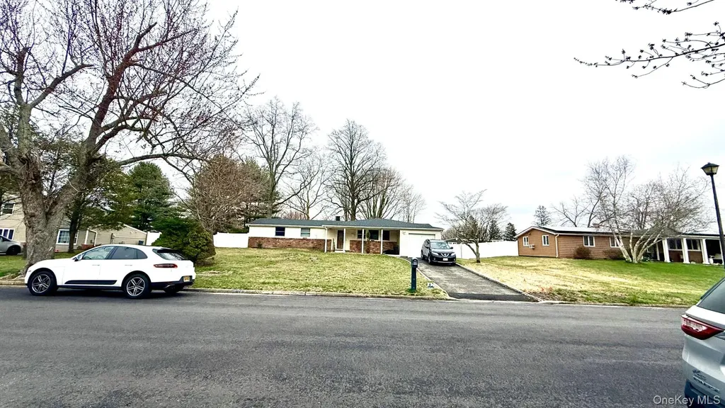 39 University Heights Drive Stony Brook NY 11790