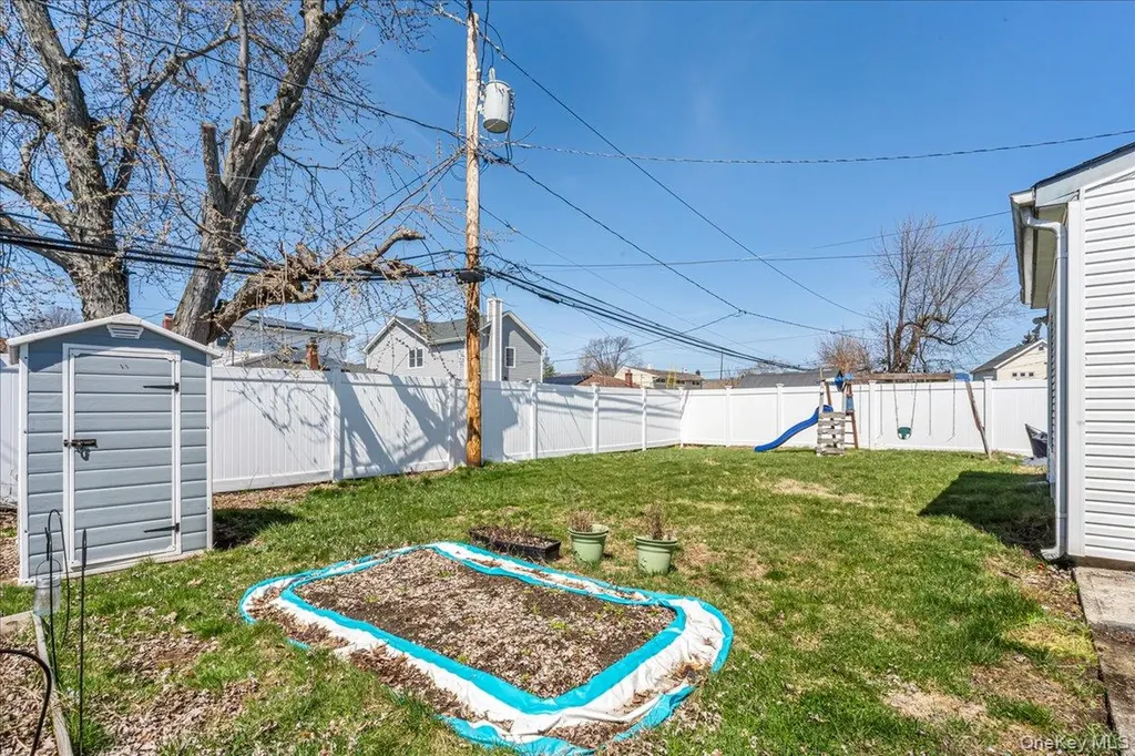 65 Prentice Road Levittown NY 11756