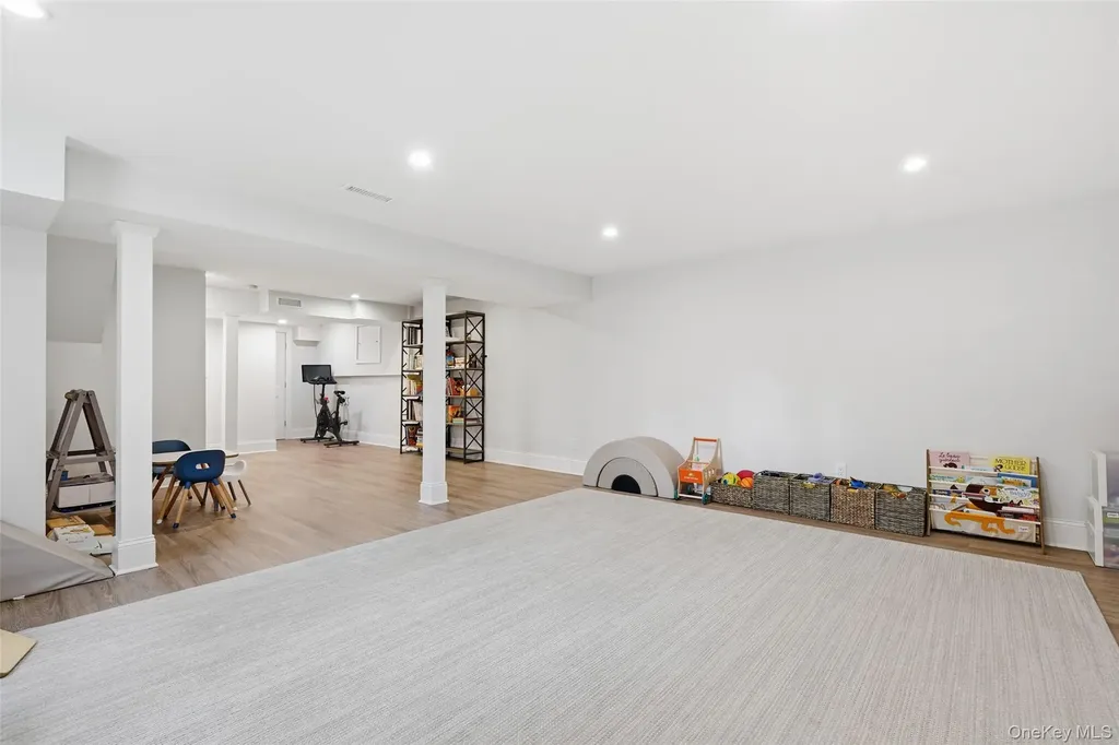 40 Springdale Road Scarsdale NY 10583