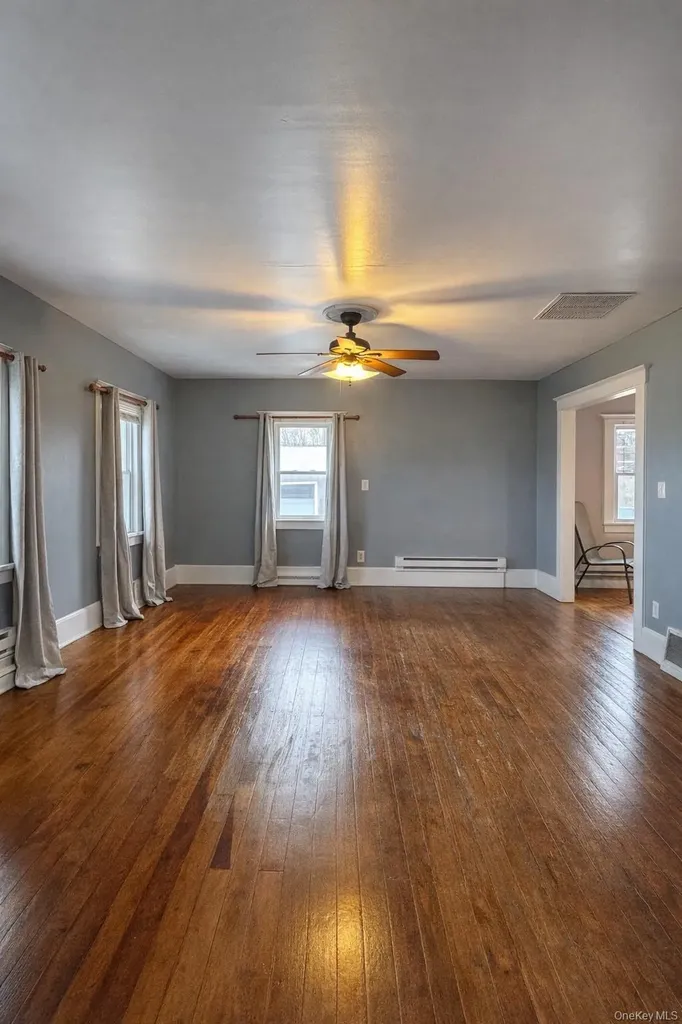 155 Pierce Circle New Hampton NY 10958