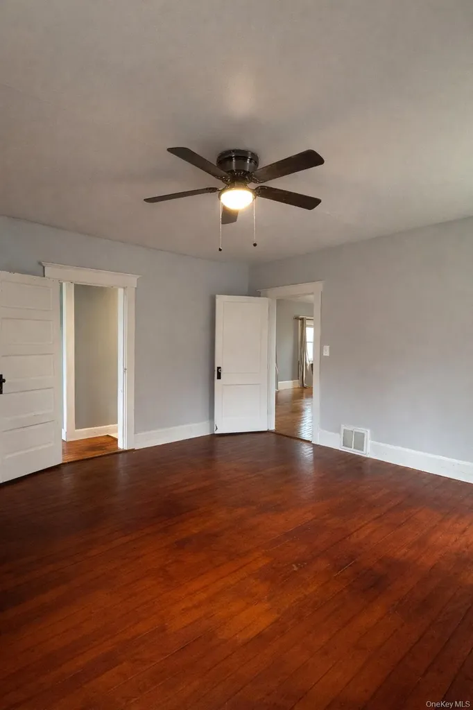 155 Pierce Circle New Hampton NY 10958