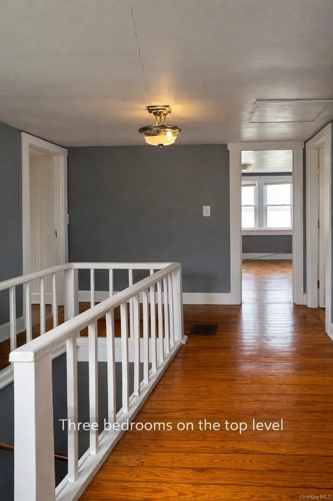 155 Pierce Circle New Hampton NY 10958