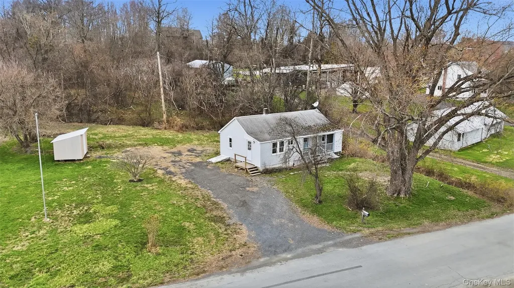 155 Pierce Circle New Hampton NY 10958