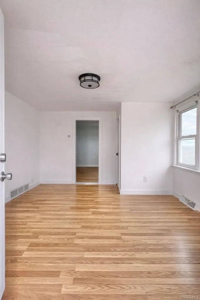 155 Pierce Circle New Hampton NY 10958