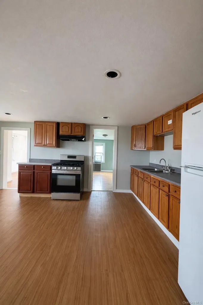 155 Pierce Circle New Hampton NY 10958