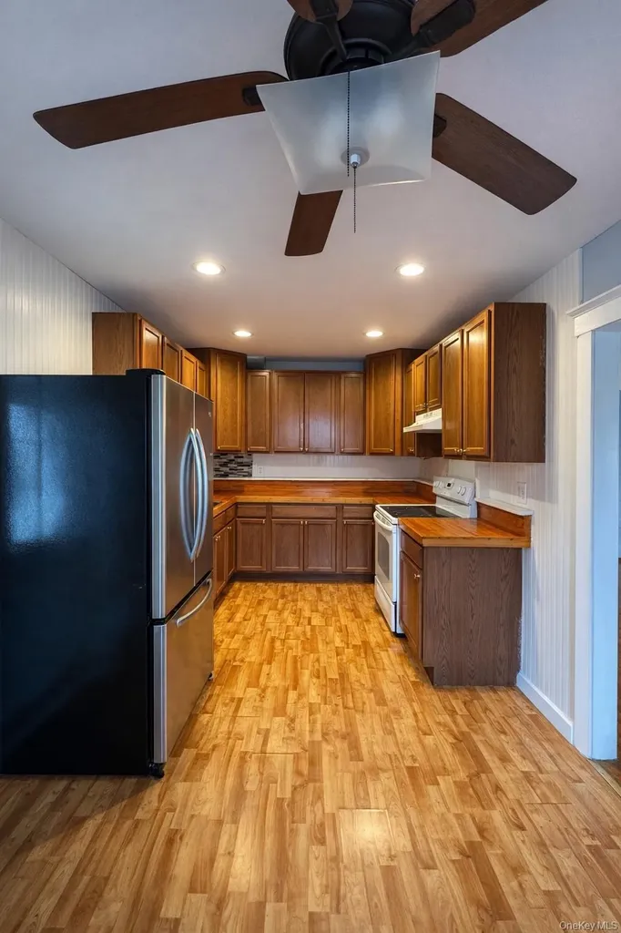 155 Pierce Circle New Hampton NY 10958
