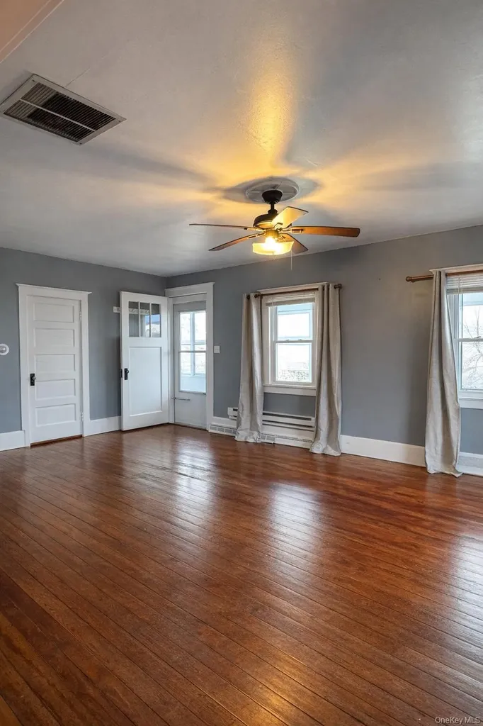 155 Pierce Circle New Hampton NY 10958
