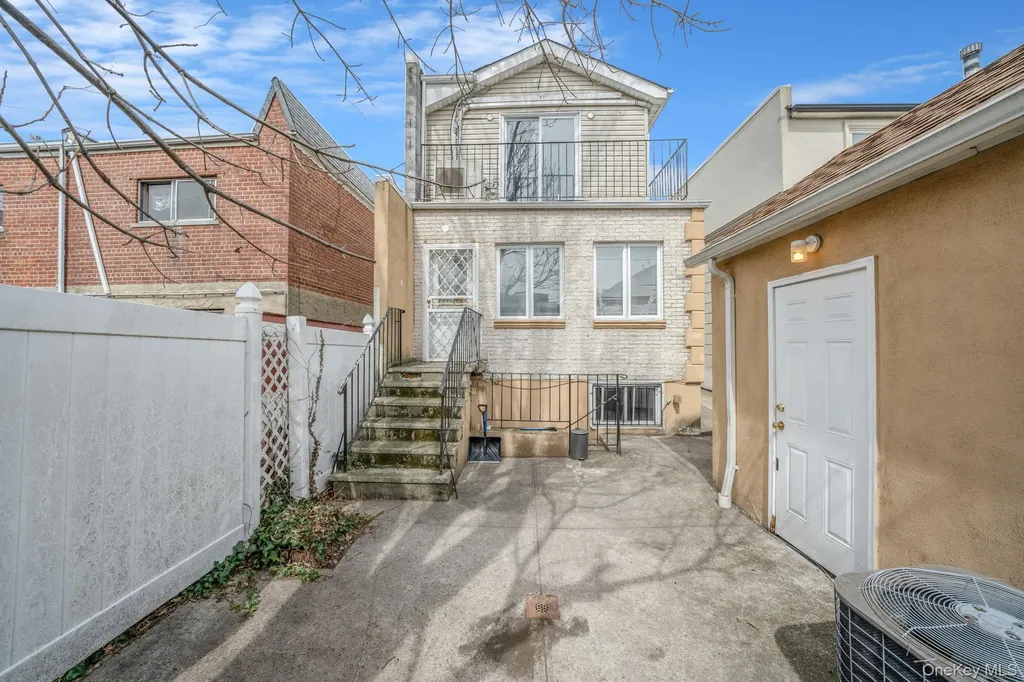 2858 Sampson Avenue Bronx NY 10465