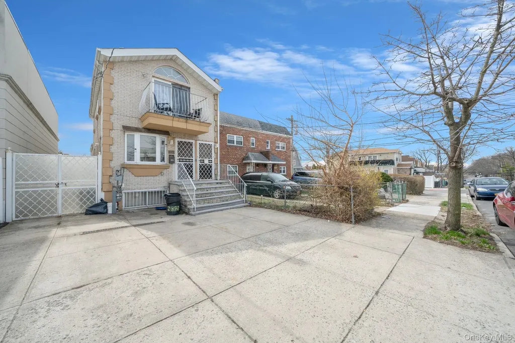 2858 Sampson Avenue Bronx NY 10465
