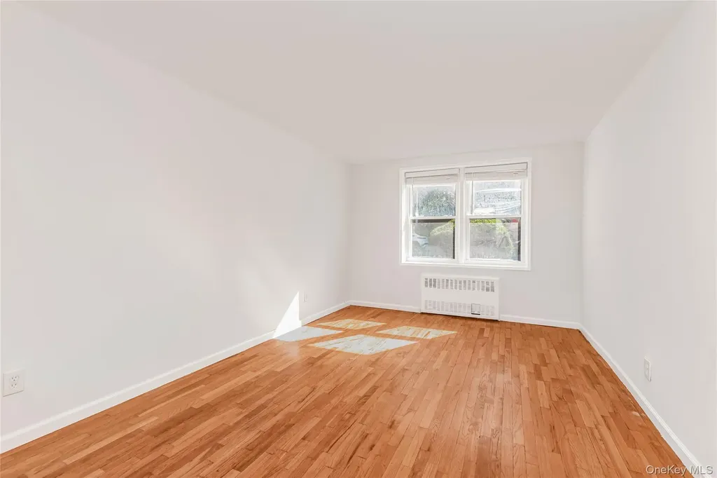 679 Warburton Avenue Yonkers NY 10701
