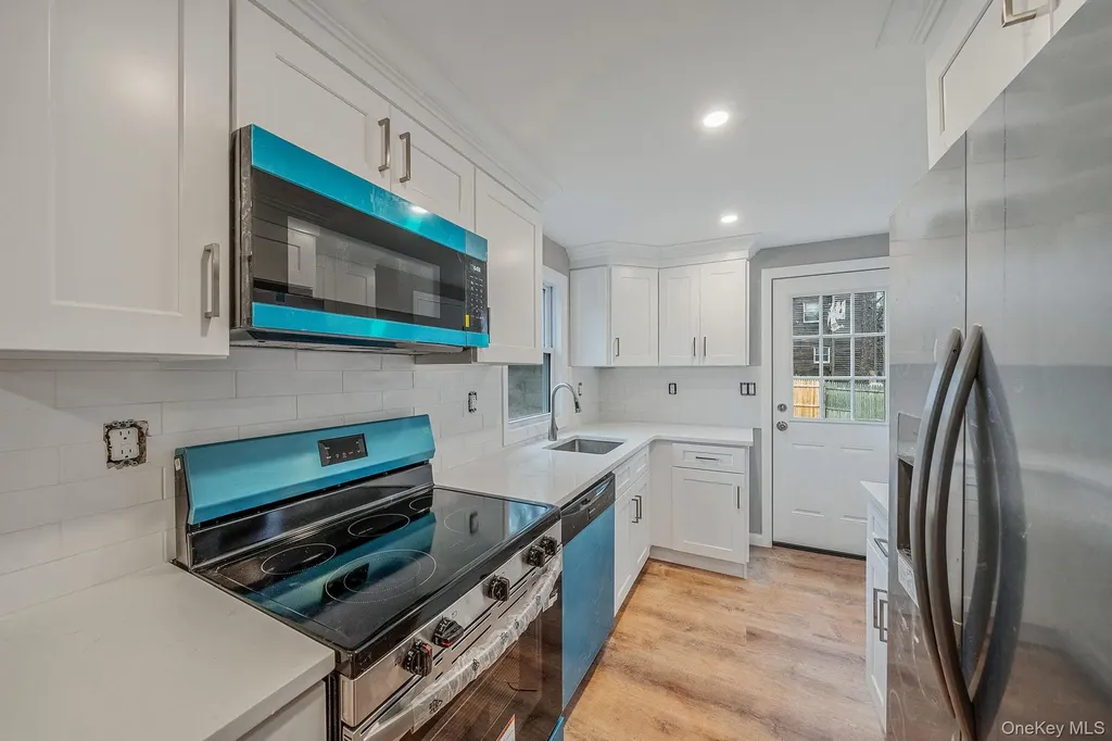 28 Dale Avenue Riverhead NY 11901