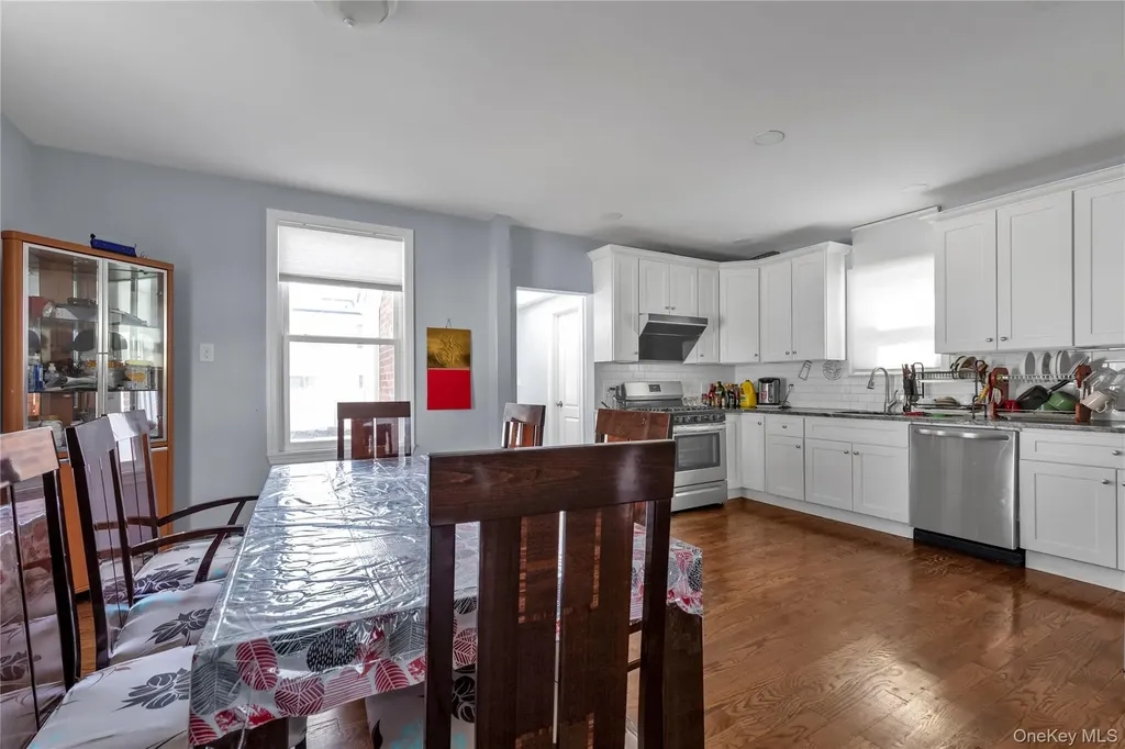103 Clement Avenue Elmont NY 11003