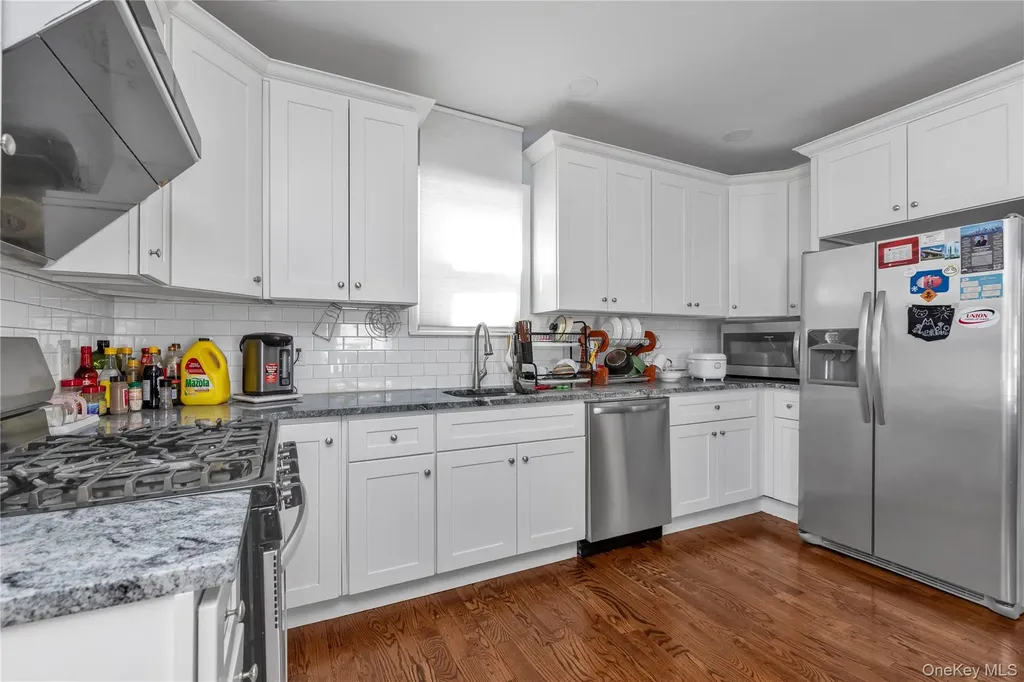 103 Clement Avenue Elmont NY 11003