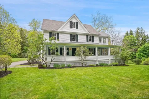 2 Mekeel Street Katonah NY 10536