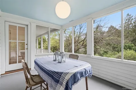 2 Mekeel Street Katonah NY 10536