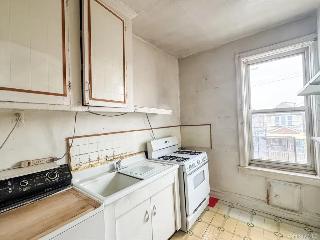 10918 Lefferts Boulevard South Ozone Park NY 11420