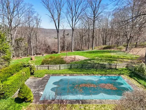 220 Middle Patent Road Bedford NY 10506