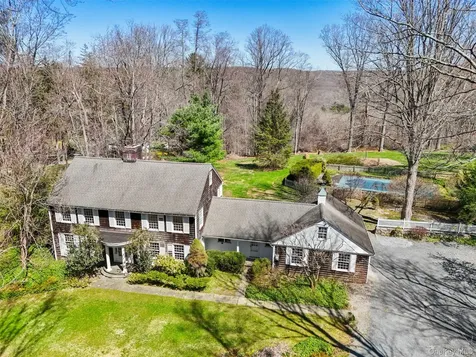 220 Middle Patent Road Bedford NY 10506