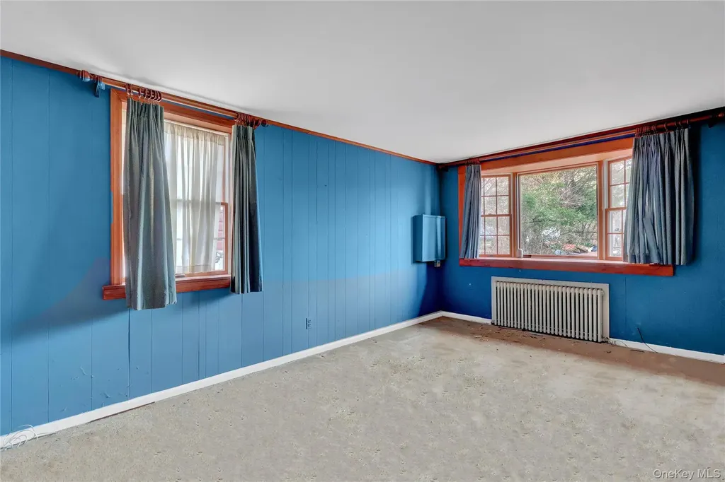 97 Lakeside Trail Ridge NY 11961