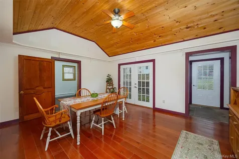 18 Hummingbird Staatsburg NY 12580