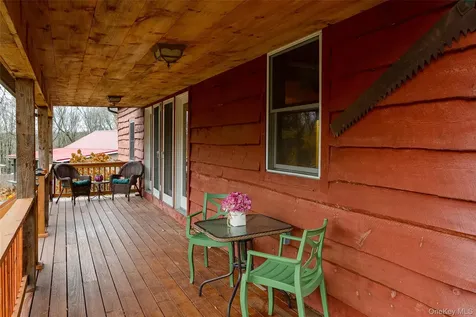 18 Hummingbird Staatsburg NY 12580