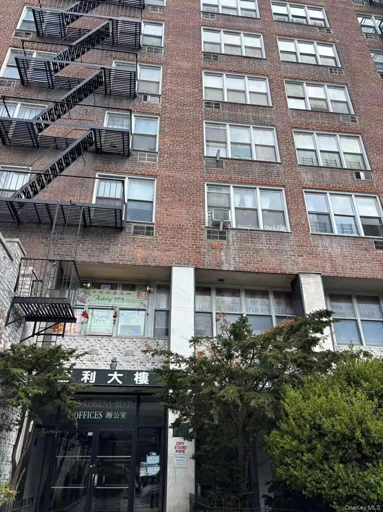 41-25 Kissena Boulevard Flushing NY 11355