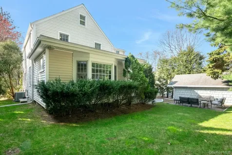 18 Knollwood Road Eastchester NY 10709