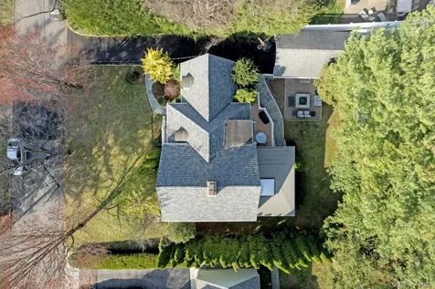 18 Knollwood Road Eastchester NY 10709