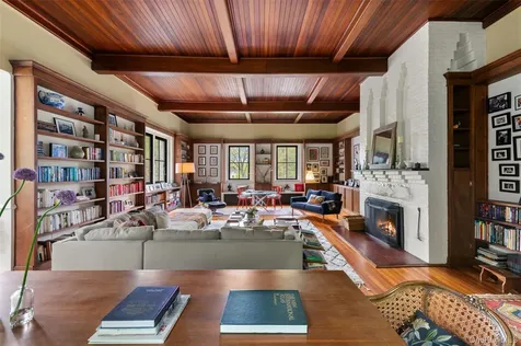 33 Aldridge Road Chappaqua NY 10514