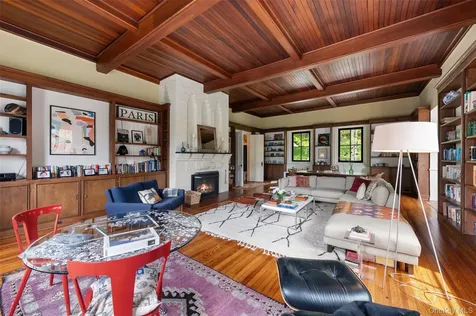 33 Aldridge Road Chappaqua NY 10514