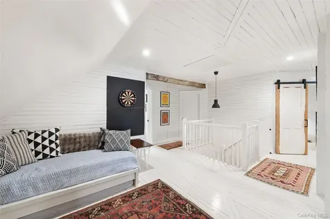 33 Aldridge Road Chappaqua NY 10514