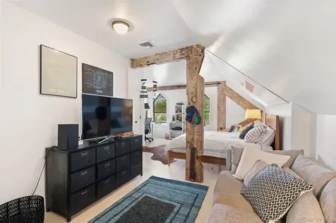 33 Aldridge Road Chappaqua NY 10514