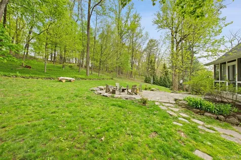 33 Aldridge Road Chappaqua NY 10514