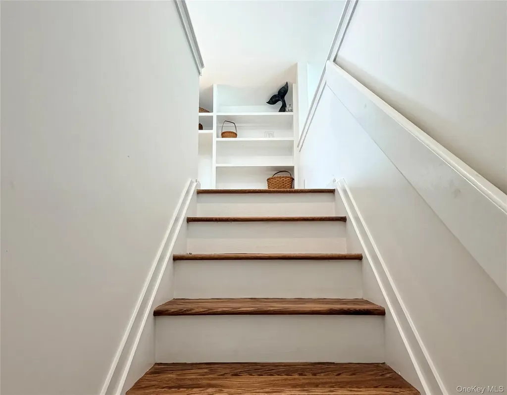43B Old Squires Road Hampton Bays NY 11946