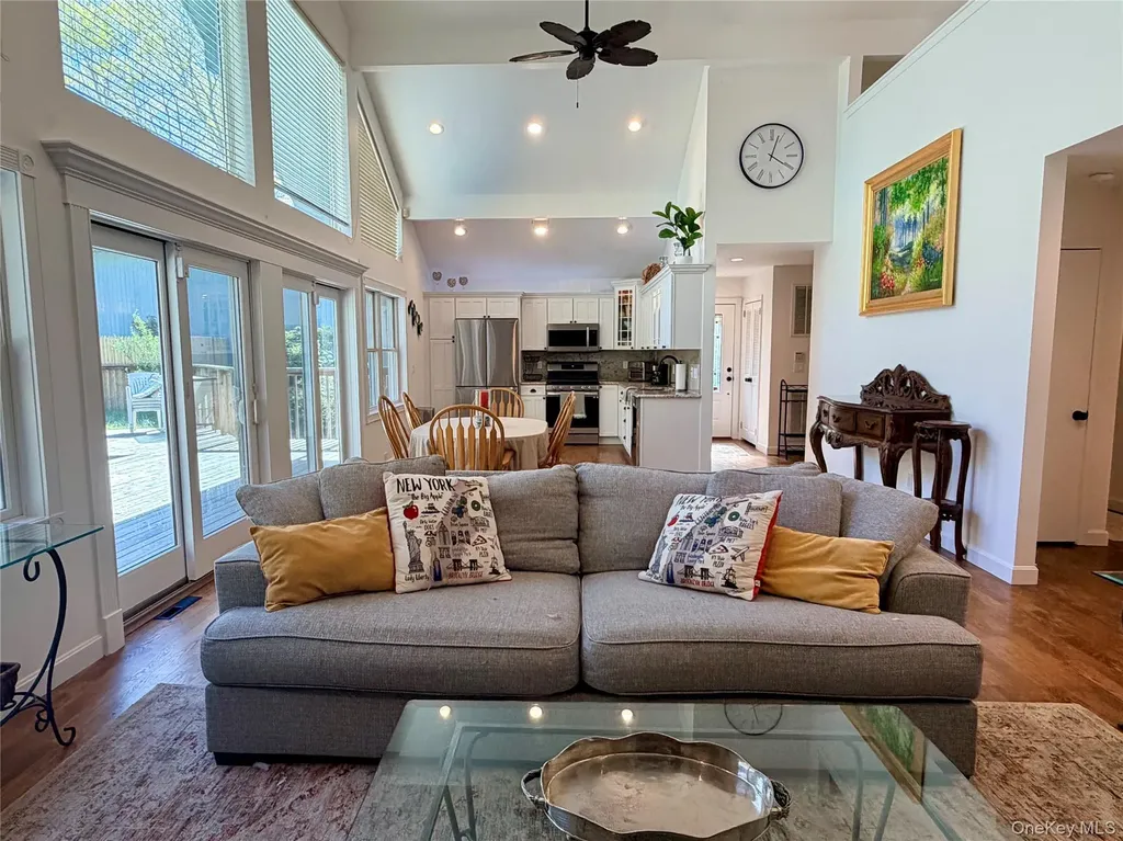 43B Old Squires Road Hampton Bays NY 11946