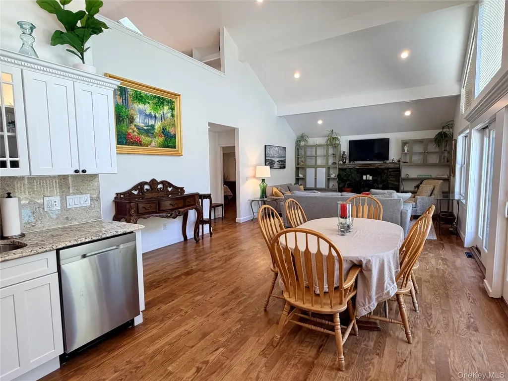 43B Old Squires Road Hampton Bays NY 11946