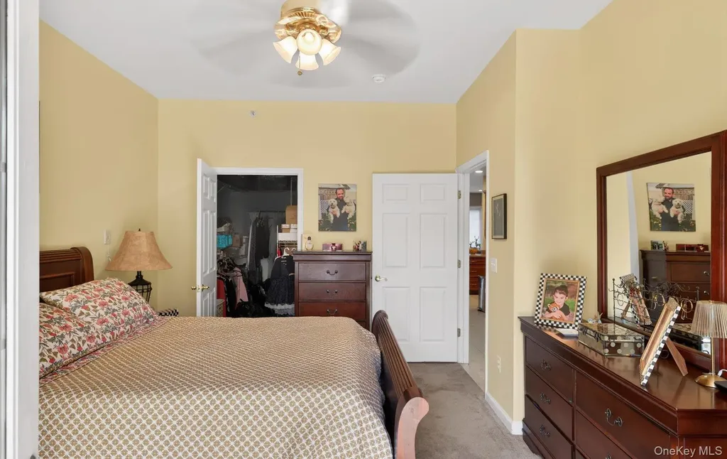 105 Francesca Way Amityville NY 11701