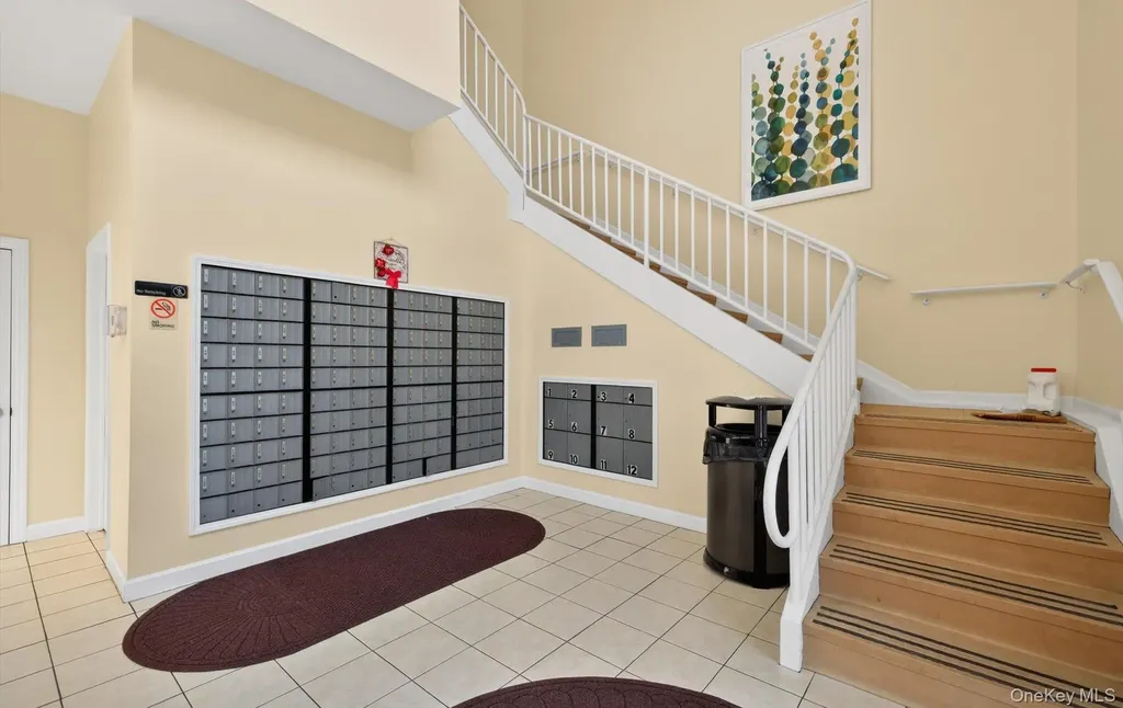 105 Francesca Way Amityville NY 11701
