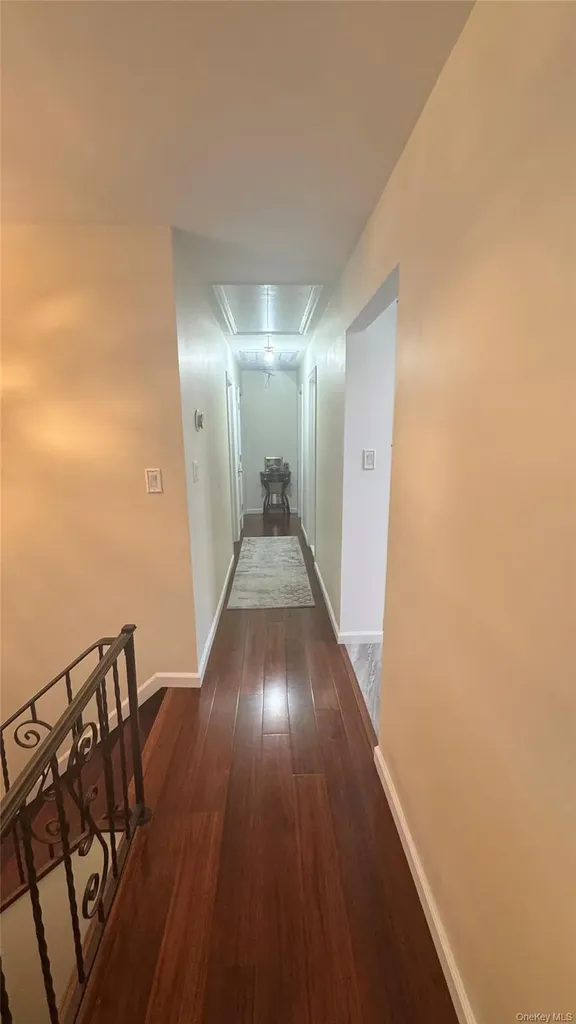 47 Drayton Avenue Bay Shore NY 11706
