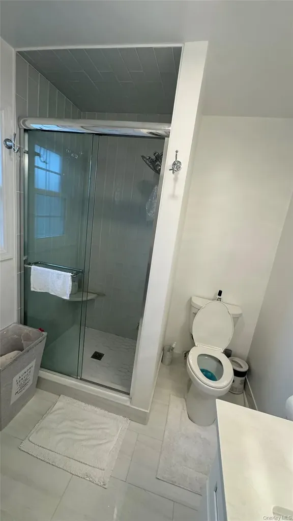 47 Drayton Avenue Bay Shore NY 11706