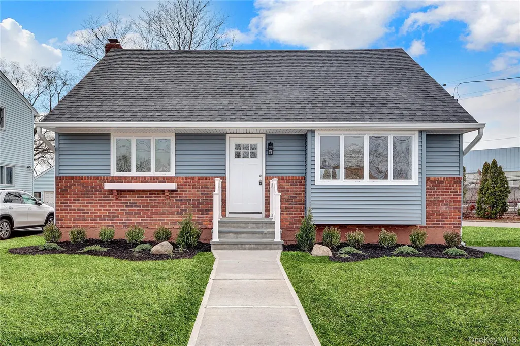 89 Sherman Avenue Bethpage NY 11714